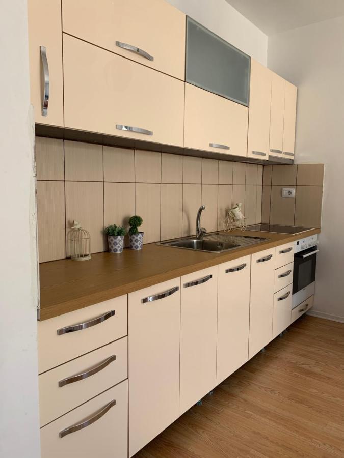Apartamento The Beautiful View Tirana Exterior foto